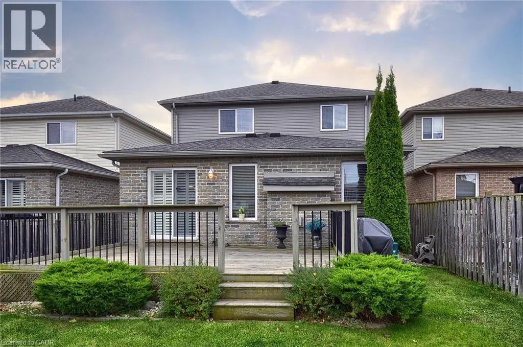 8 LOCKWOOD Street