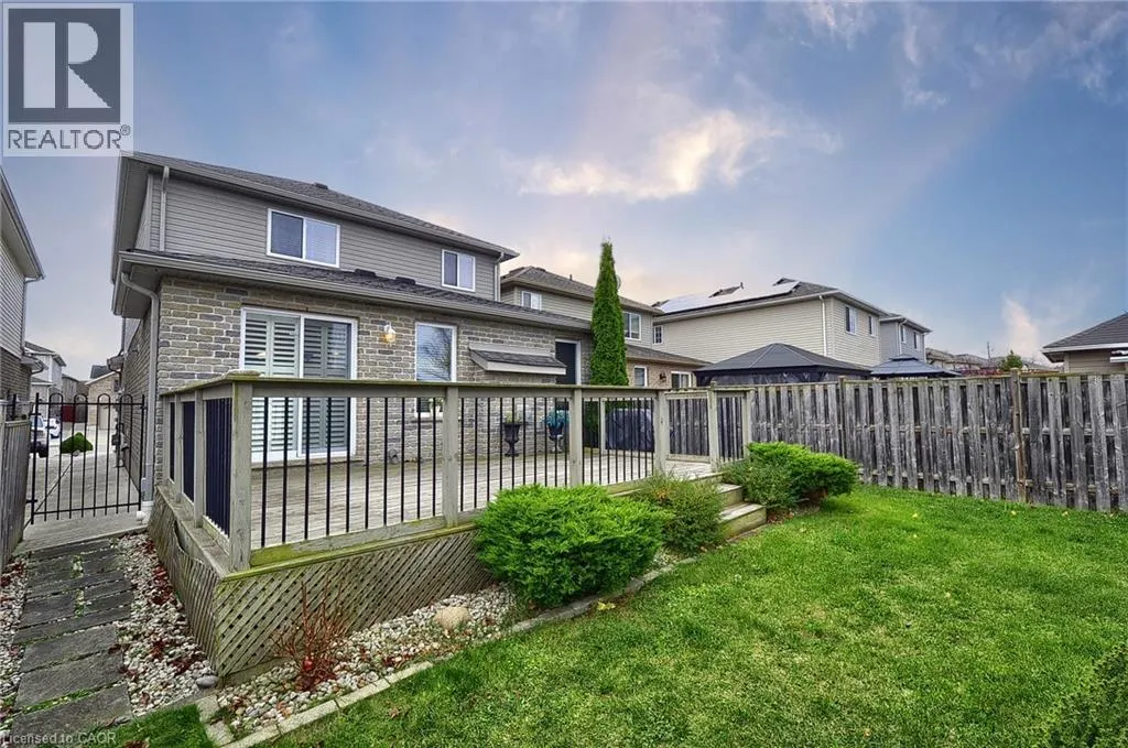8 LOCKWOOD Street