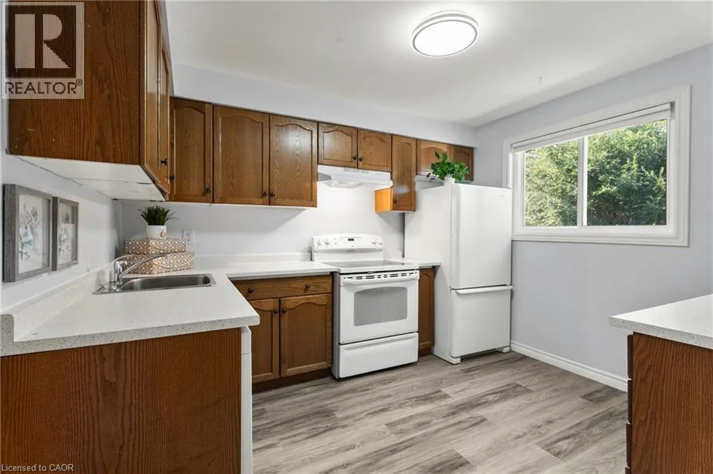 924 MOHAWK Road Unit# F, #F