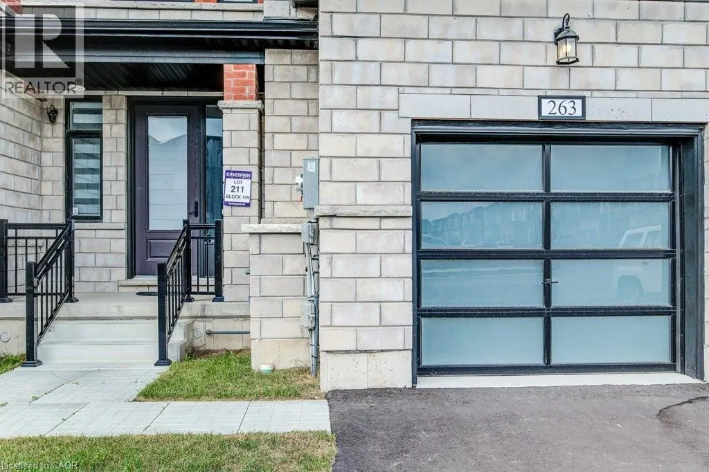 263 HARWOOD Avenue