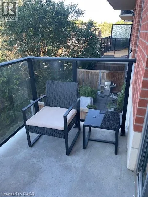 399 QUEEN Street S Unit# 209, #209