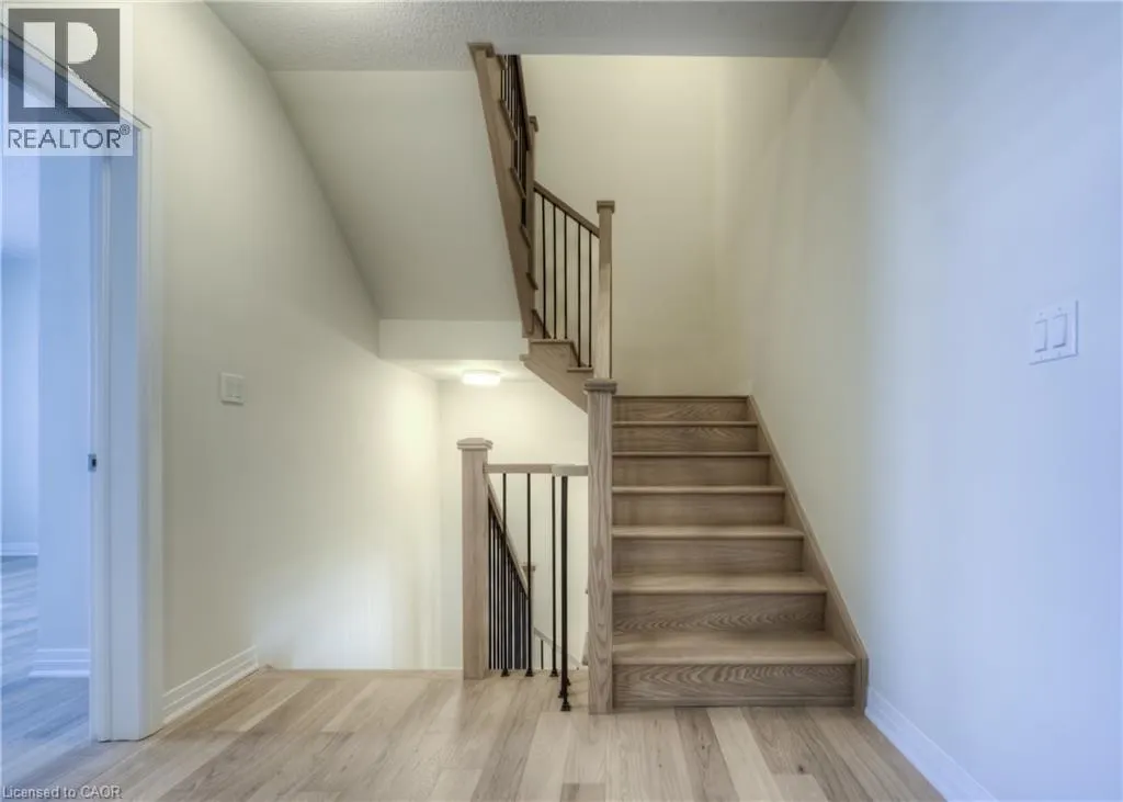 104 SETTLERS Road E