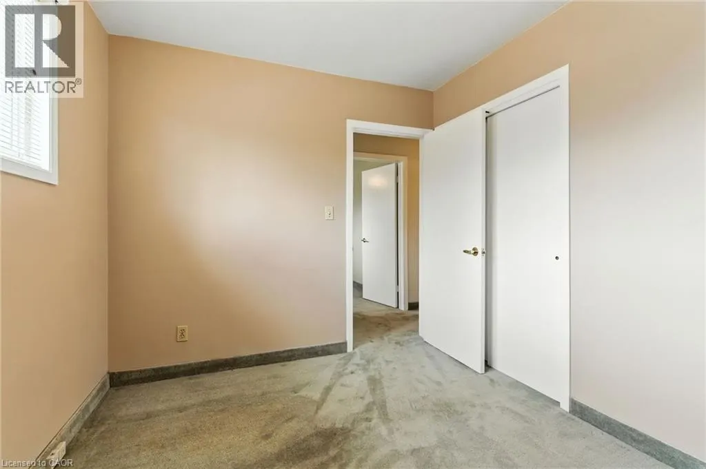 24 MEADOWLARK Drive
