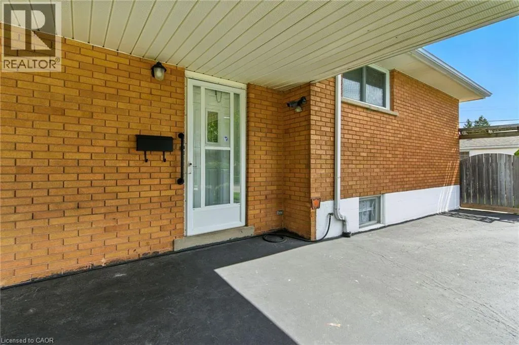 24 MEADOWLARK Drive