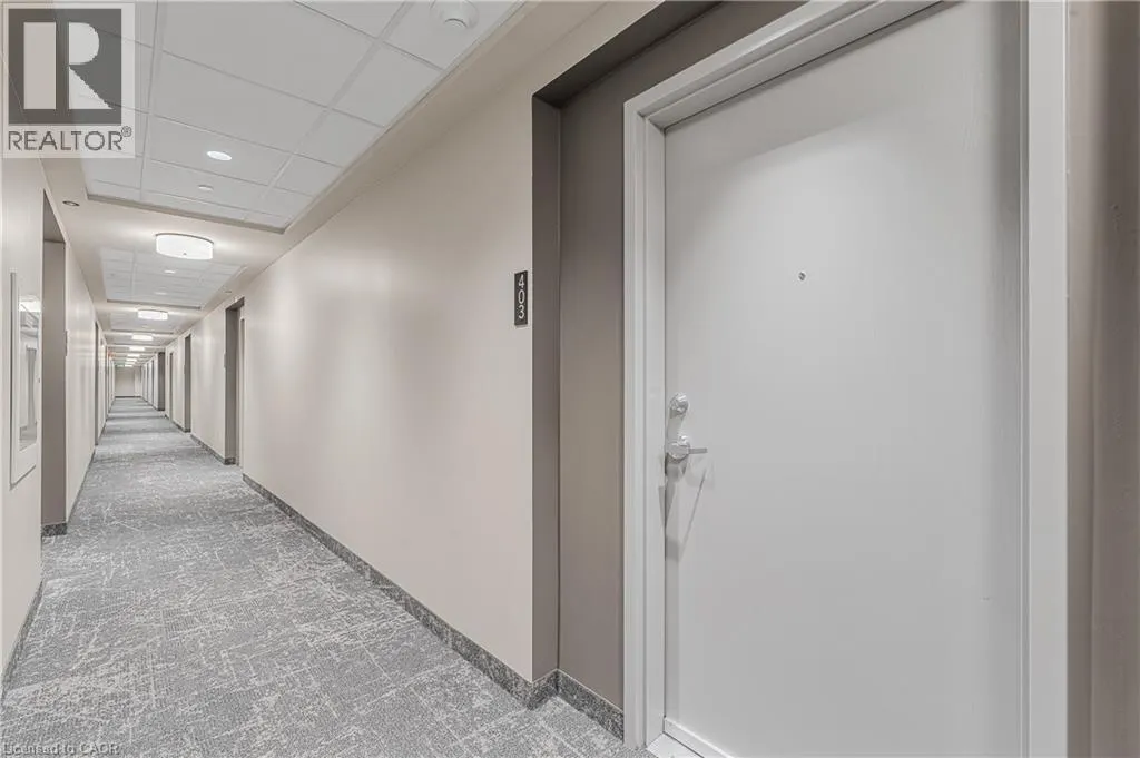 118 SUMMERSIDES Boulevard Unit# 403, #403