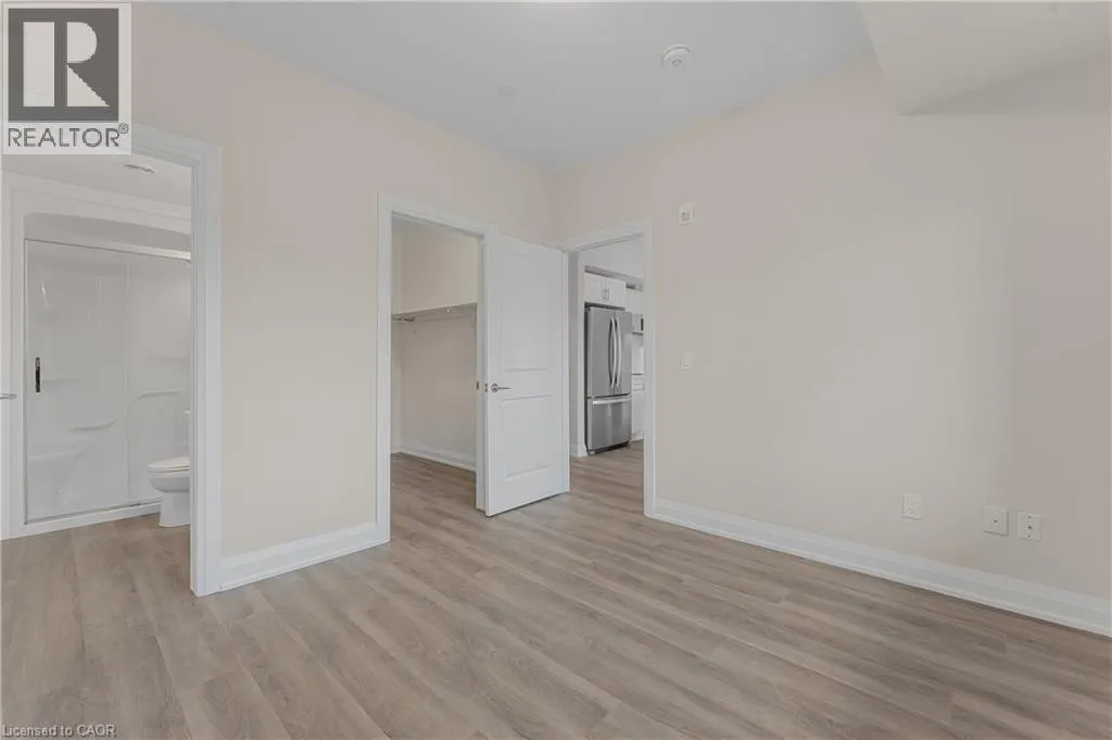118 SUMMERSIDES Boulevard Unit# 403, #403