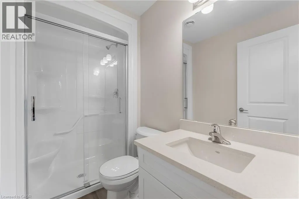 118 SUMMERSIDES Boulevard Unit# 403, #403