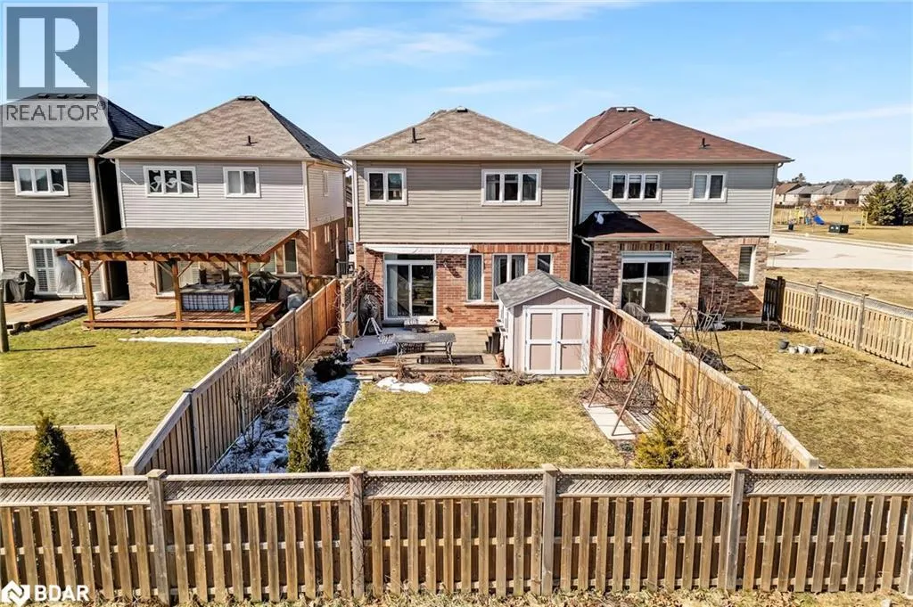 15 WAGNER Crescent