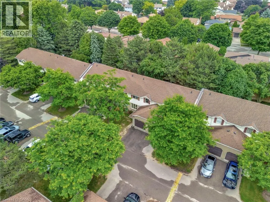 476 KINGSCOURT Drive Unit# 19, #19