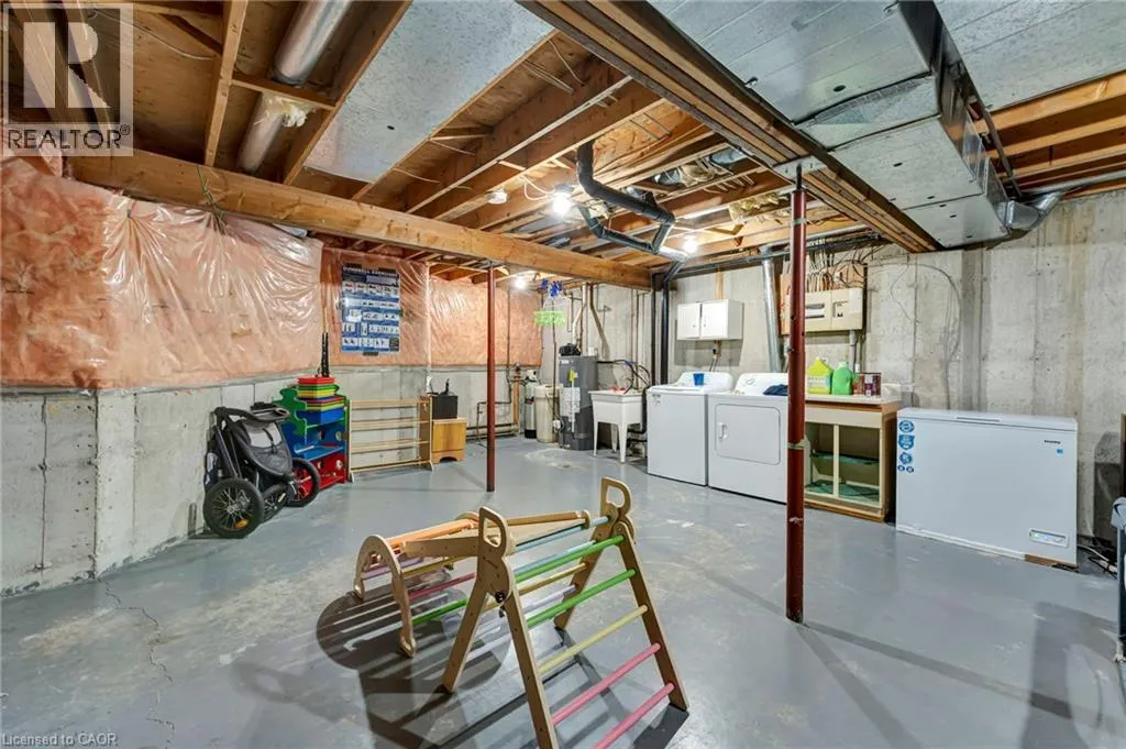 476 KINGSCOURT Drive Unit# 19, #19