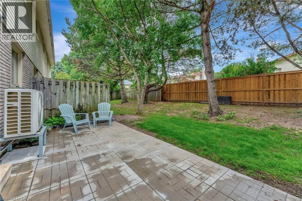 476 KINGSCOURT Drive Unit# 19, #19