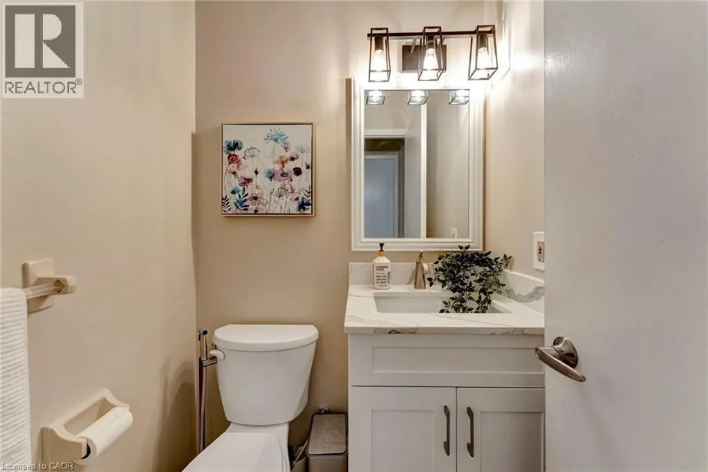 476 KINGSCOURT Drive Unit# 19, #19