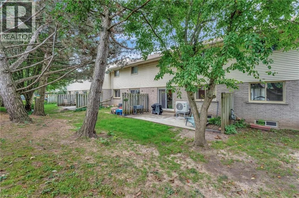 476 KINGSCOURT Drive Unit# 19, #19