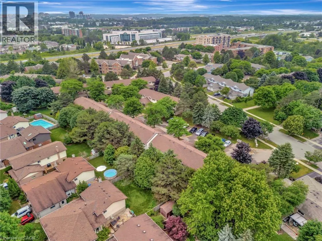 476 KINGSCOURT Drive Unit# 19, #19