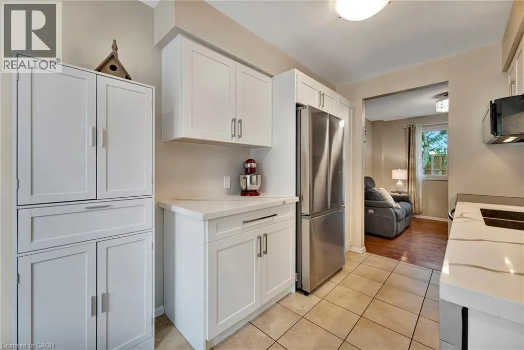 476 KINGSCOURT Drive Unit# 19, #19