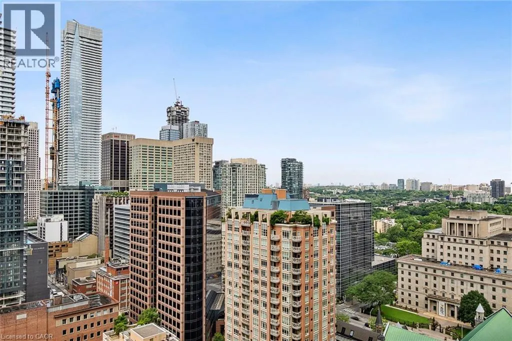 110 CHARLES Street E Unit# 2604, #2604