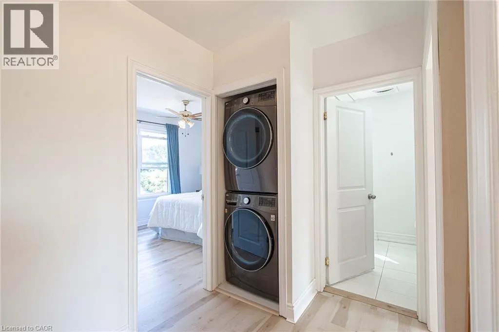 36 SPADINA Avenue