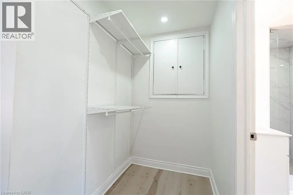 36 SPADINA Avenue