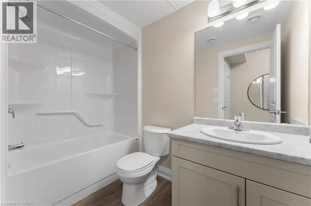 118 SUMMERSIDES Boulevard Unit# 314, #314