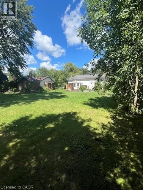 10567 MAPLEWOOD Drive