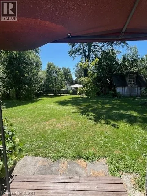 10567 MAPLEWOOD Drive