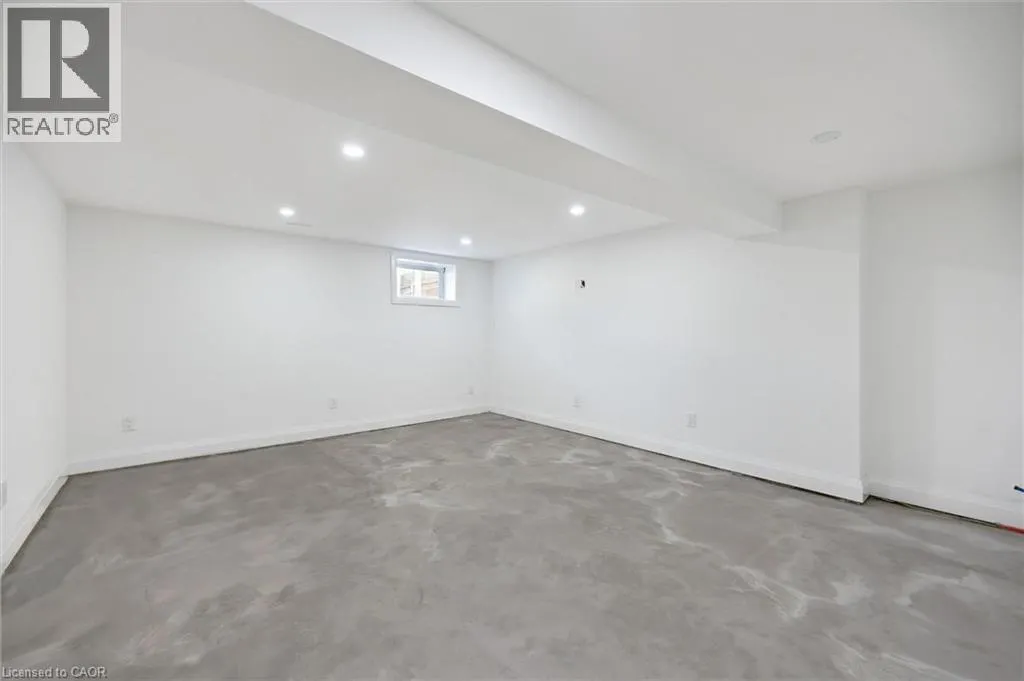 68 SPRUCE Street