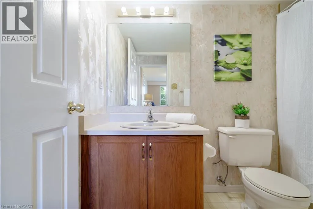 416 LIMERIDGE Road Unit# 213, #213