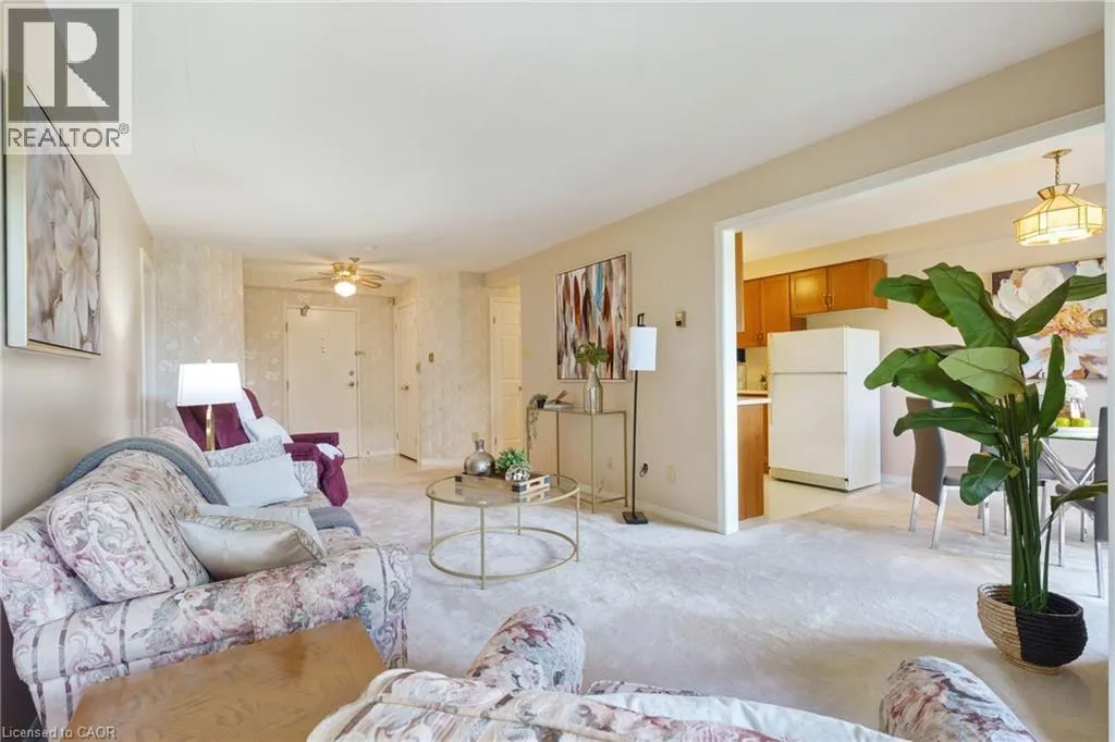 416 LIMERIDGE Road Unit# 213, #213
