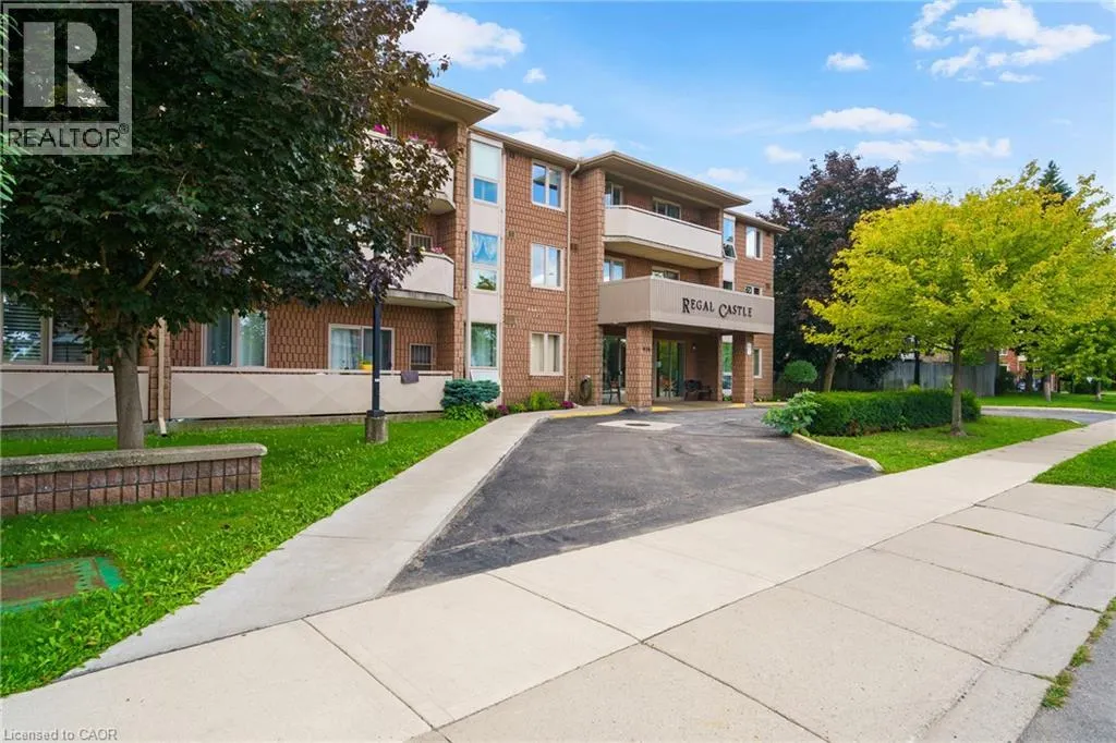 416 LIMERIDGE Road Unit# 213, #213