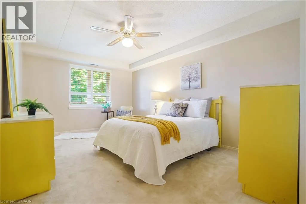 416 LIMERIDGE Road Unit# 213, #213