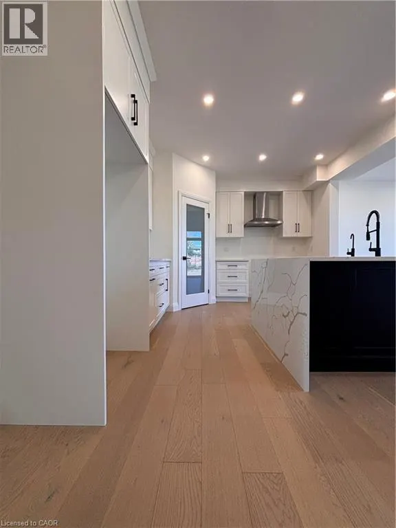 101 RIVERTRAIL Avenue Unit# Upper, #Upper