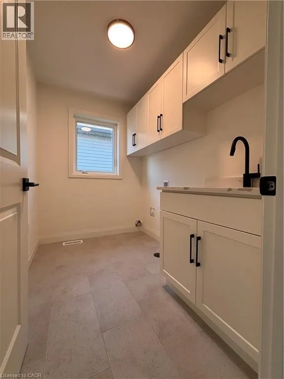 101 RIVERTRAIL Avenue Unit# Upper, #Upper
