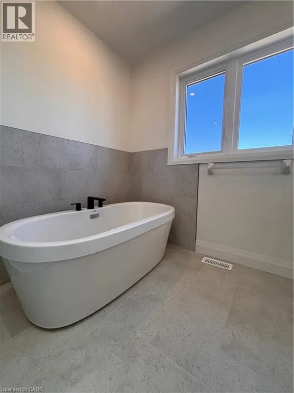 101 RIVERTRAIL Avenue Unit# Upper, #Upper