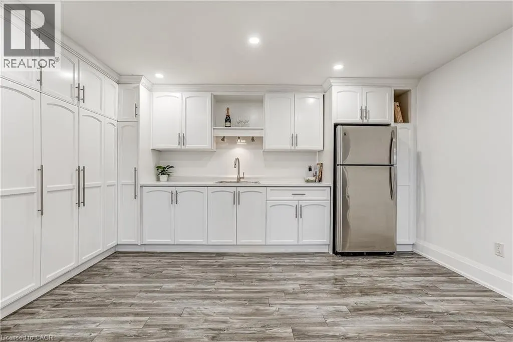 3015 SOUTH GRIMSBY 18 Road