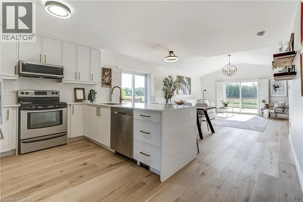 3015 SOUTH GRIMSBY 18 Road