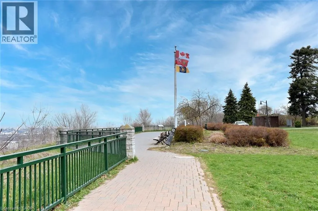 200 CONCESSION Street