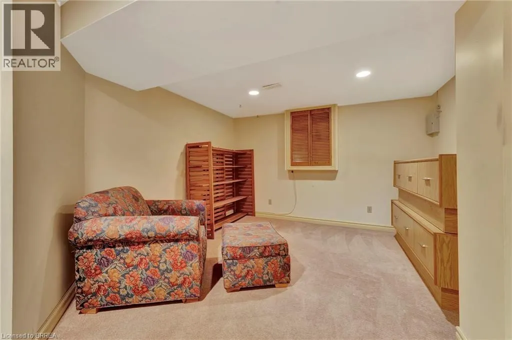 71 BEASLEY Crescent Unit# 7, #7