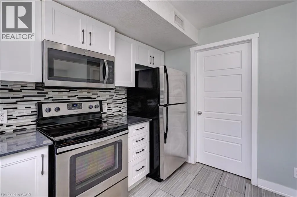 190 CENTURY HILL Drive Unit# A4, #A4