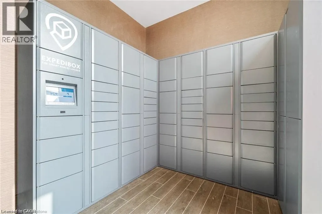 470 DUNDAS Street E Unit# 220, #220