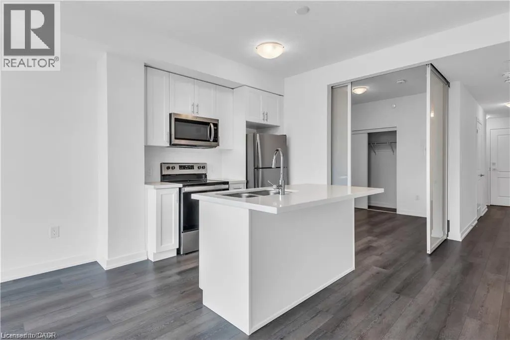 470 DUNDAS Street E Unit# 220, #220
