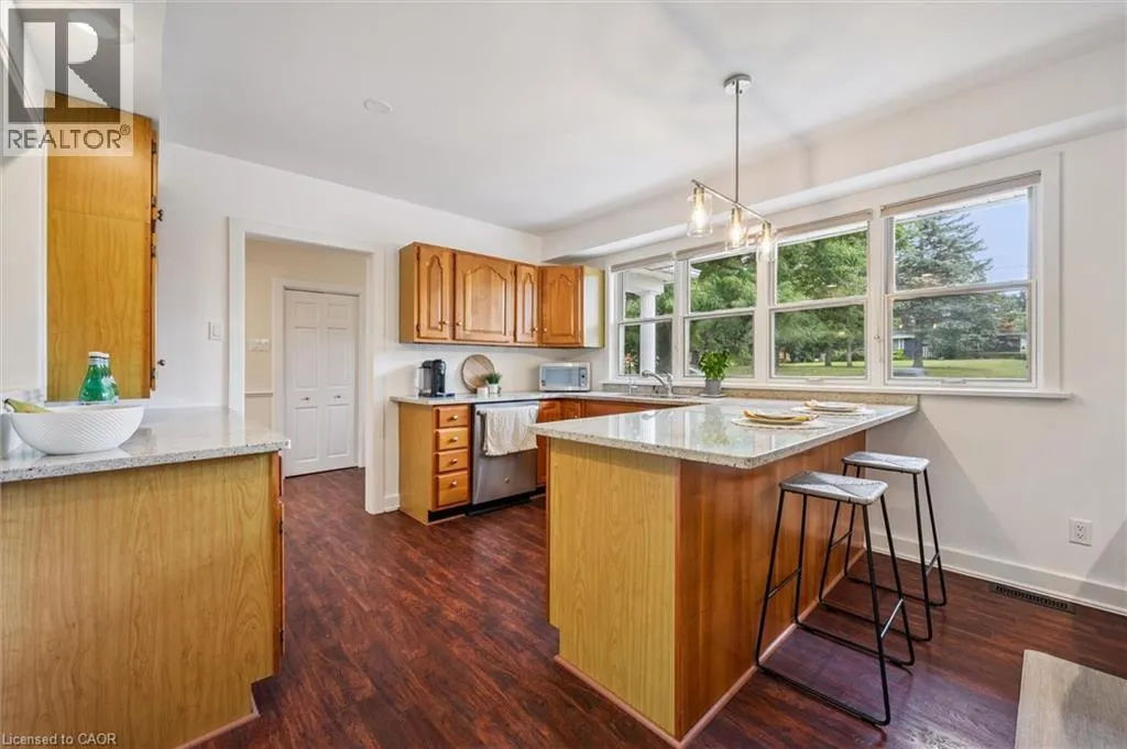 120 RIVERBANK Drive