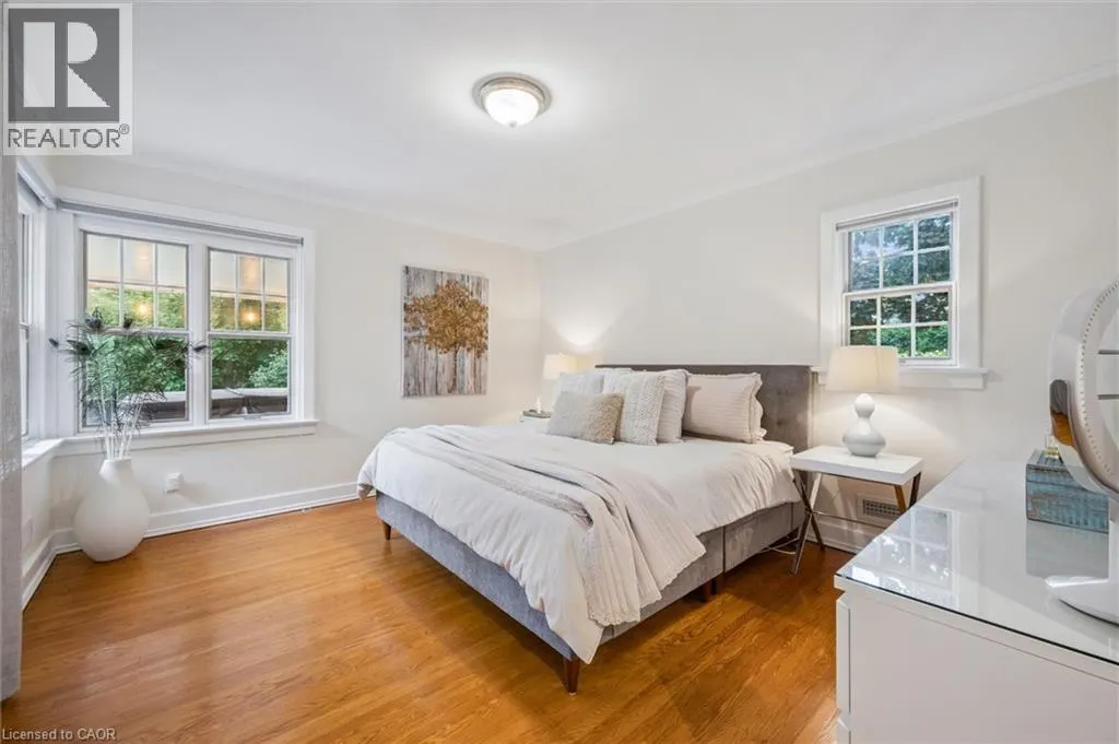 120 RIVERBANK Drive