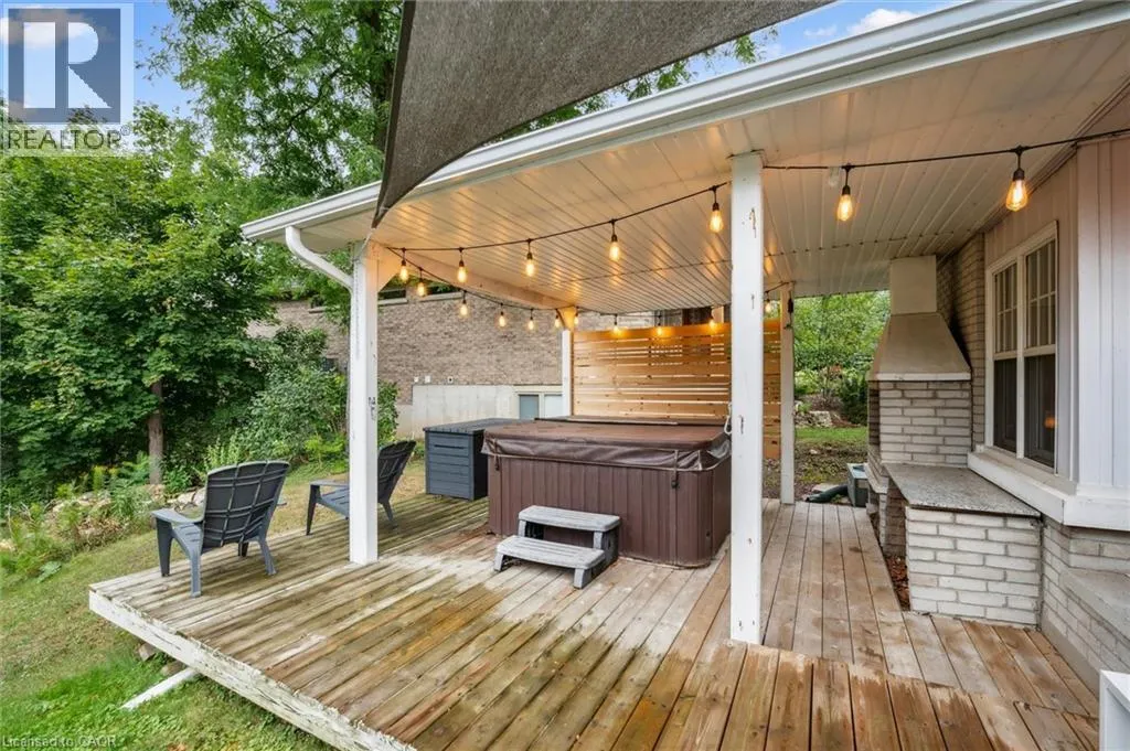 120 RIVERBANK Drive