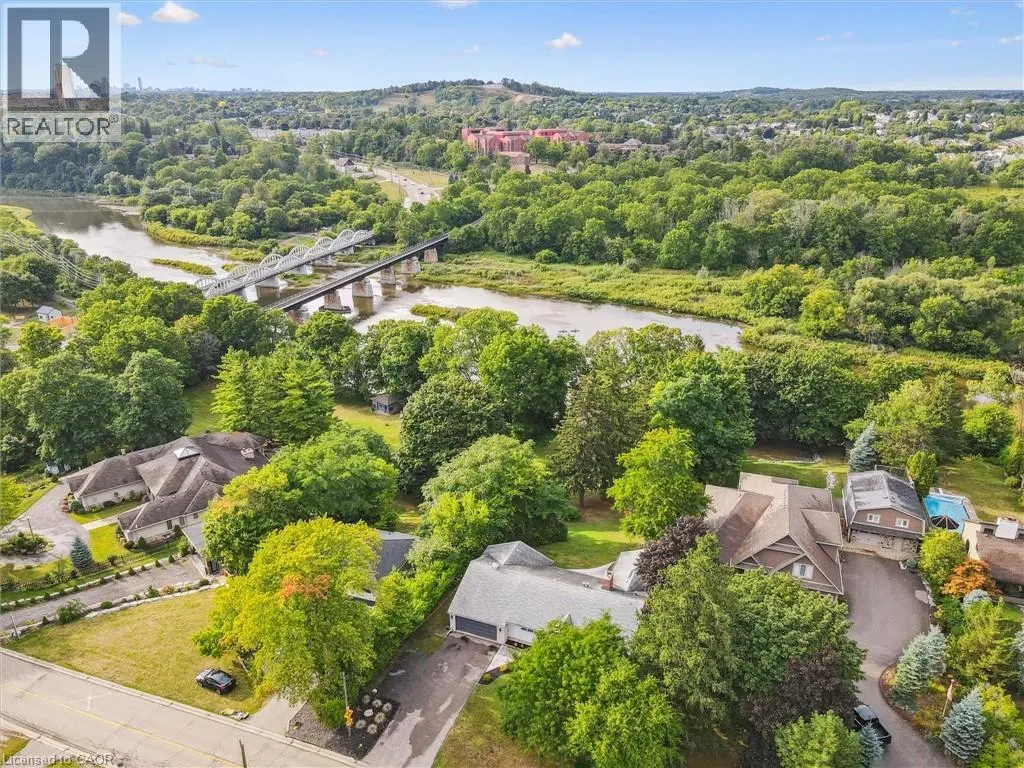 120 RIVERBANK Drive