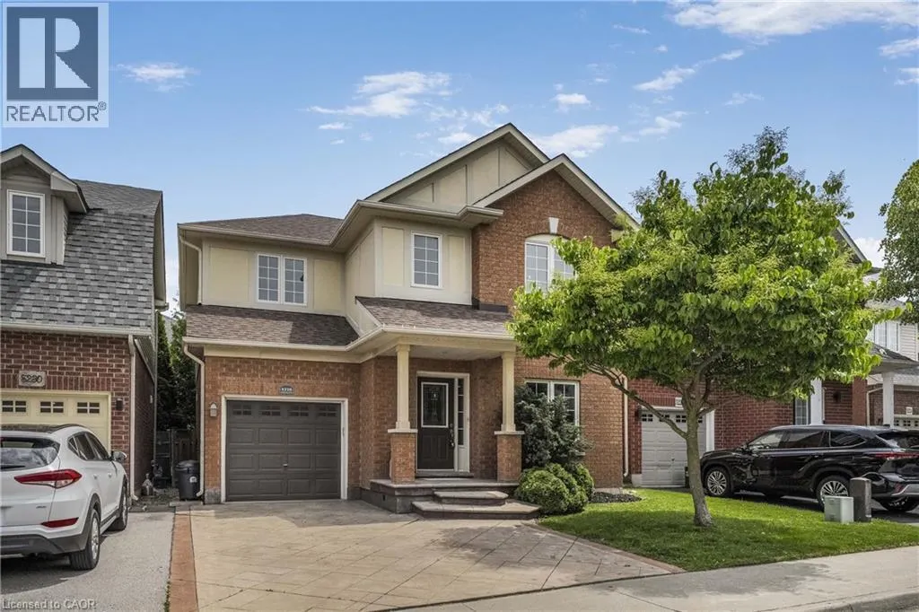 5228 GARLAND Crescent