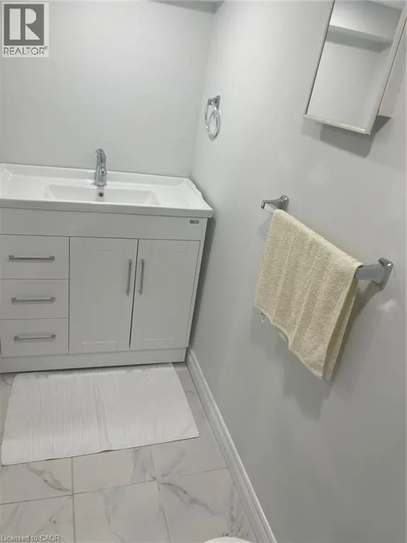 133 FENNELL Avenue E Unit# LOWER, #LOWER