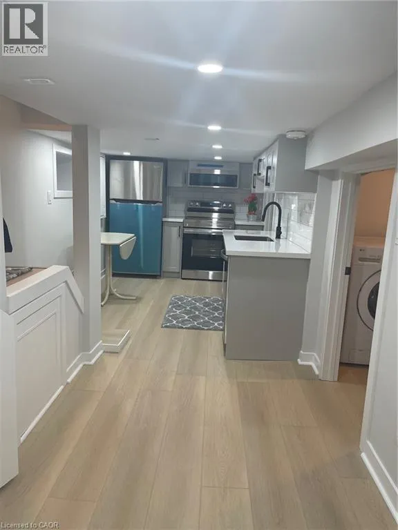133 FENNELL Avenue E Unit# LOWER, #LOWER