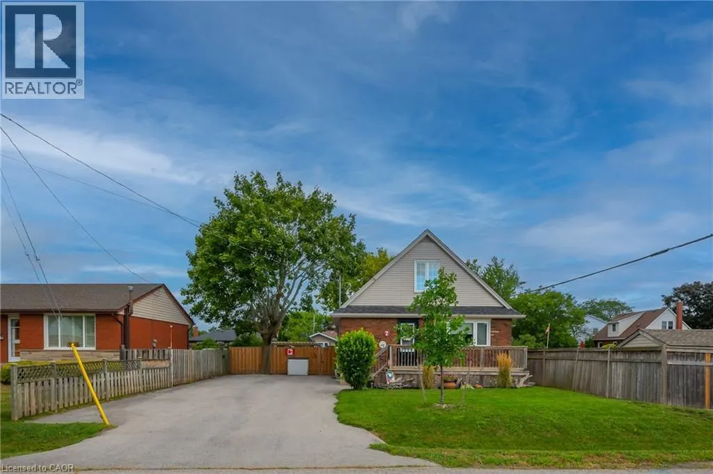2 CHERRY Avenue