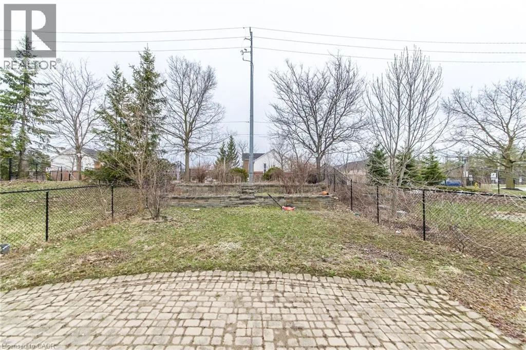 327 HAVENDALE Crescent