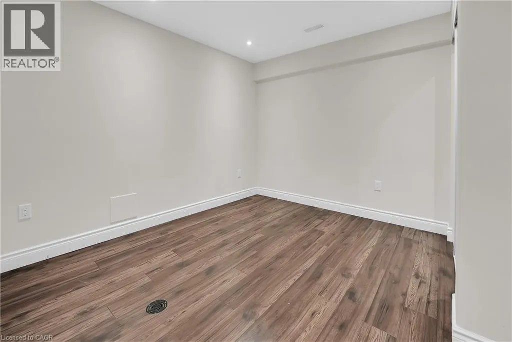 4896 ALLAN Court